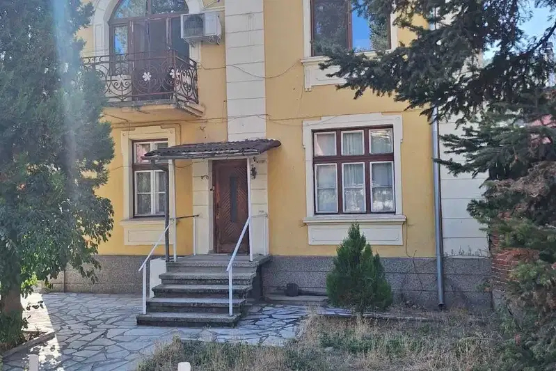 Floor of House in Pazardjik, Velingrad