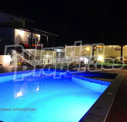 Photo 3 — House in Dobrich, Balchik