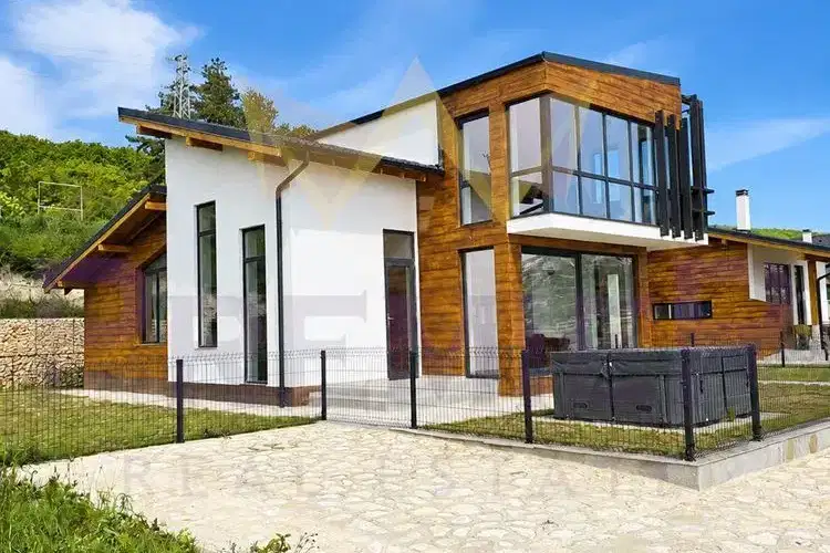 House in Dobrich, Balchik