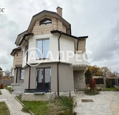 Снимка 3 — Просторна къща с 5 спални в гр. Банкя с двор