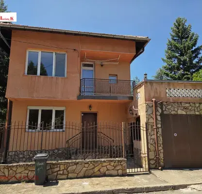 Photo 2 — House in Bankya