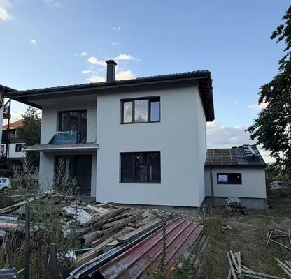 Снимка 2 — Нова къща 210 кв.м в ски зона Банско с паркинг