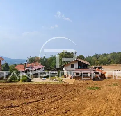 Photo 2 — Detached house with yard in Botevgrad, v.z. Zelin