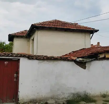 Снимка 2 — Къща в Пловдив, Брезово
