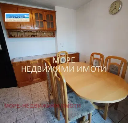 Снимка 4 — Къща в Българово