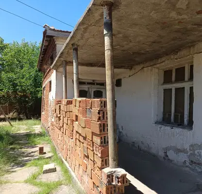 Photo 5 — House with 3 rooms and yard in Chirpan, Stara Zagora region
