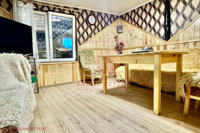 Къща в Добрич, Енергоразпределение