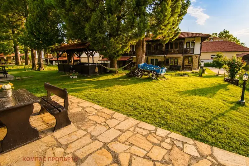 House in област София, Dolna Banya
