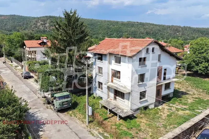 House in Sofia, Dolna Banya
