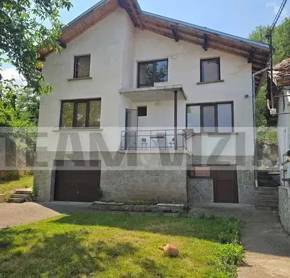 Photo 3 — House in област София, Dragoman