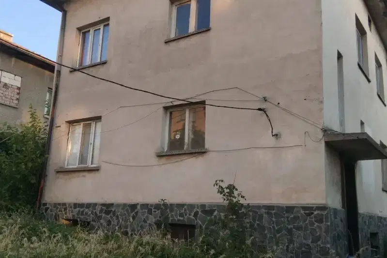 House in Oblast Kyustendil, Dupnica