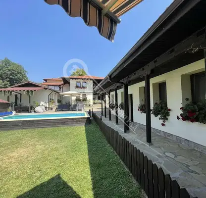 Photo 3 — House in Oblast Veliko Tyrnovo, Elena