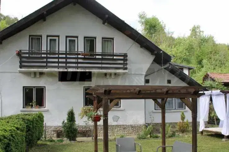 House in Veliko Tyrnovo, Elena