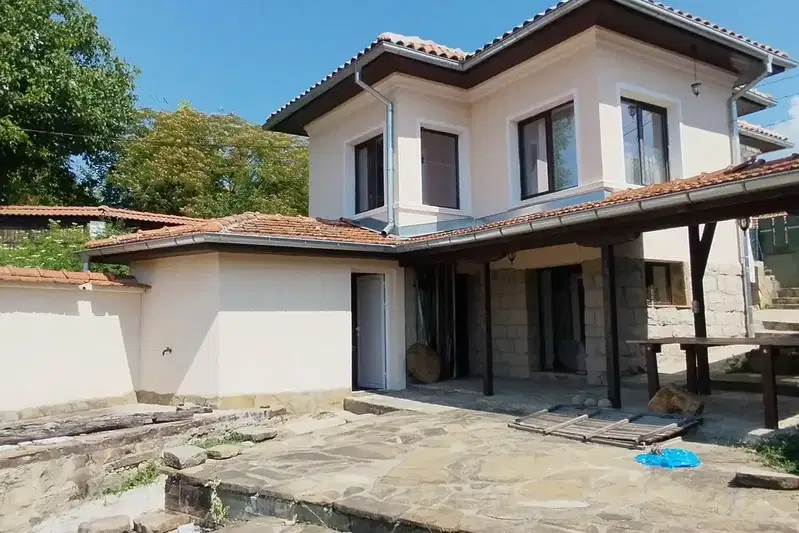 House in Veliko Tyrnovo, Elena