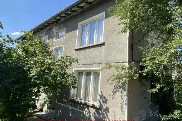 House in Gabrovo, Lisec
