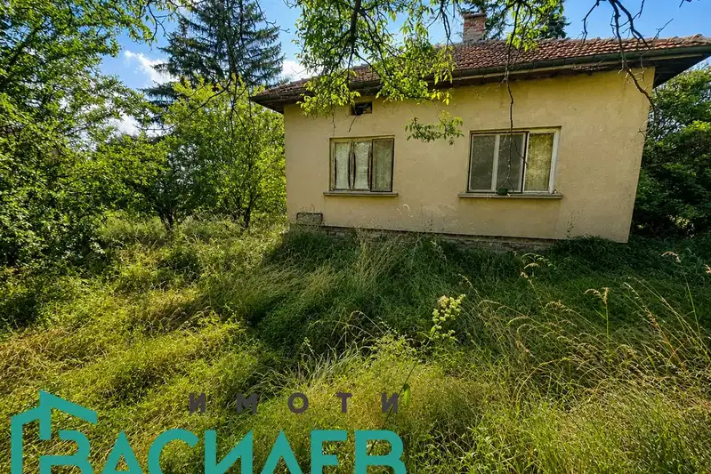 House in област София, Godech