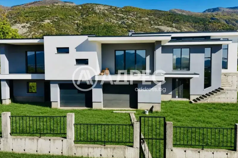 House in Plovdiv, Karlovo