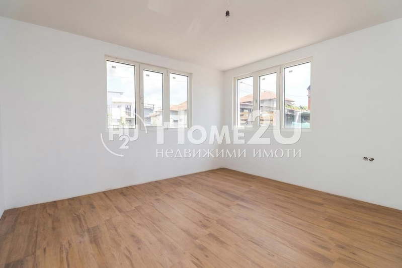 House in област София, Kostinbrod