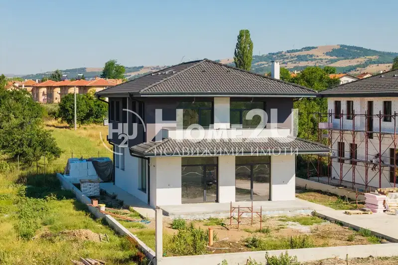 House in област София, Kostinbrod