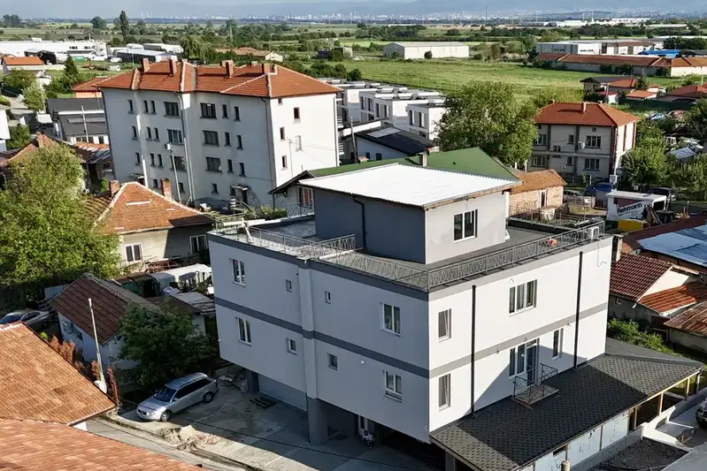 Spacious house with panoramic terrace in Kostinbrod
