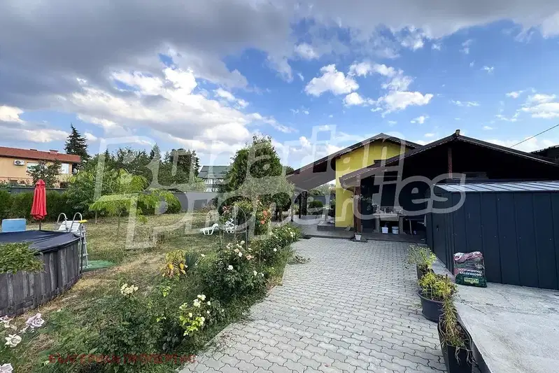 House in Sofia, Kostinbrod