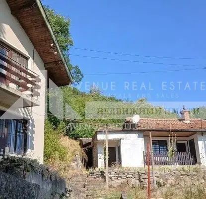 Photo 3 — Two-storey villa with yard in Krichim, Plovdiv region
