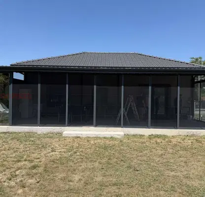 Photo 4 — House in Montana, Lom