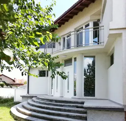 Photo 3 — House in Oblast Lovech, Lukovit