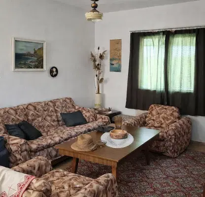 Photo 5 — House with 2 rooms and yard in m-t Radevi Krushki, Novi Iskar