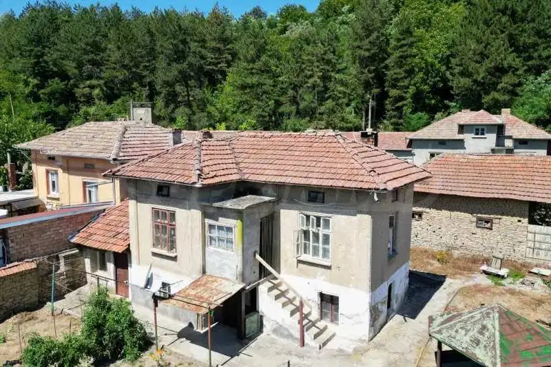 House in Veliko Tyrnovo, Pavlikeni