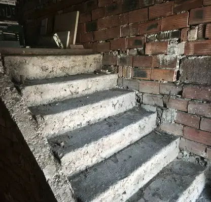 Снимка 4 — Къща с 3 стаи в Перник, Църква, с двор 208 кв.м