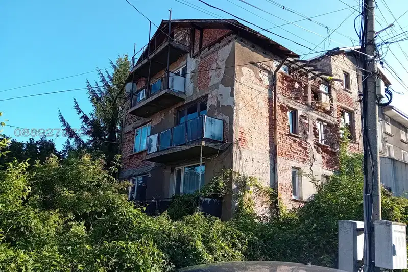 House in Pernik, Klepalo