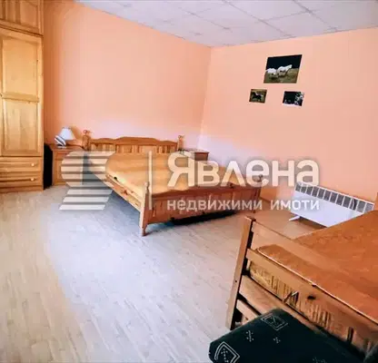 Снимка 2 — Къща в Пловдив, Перущица