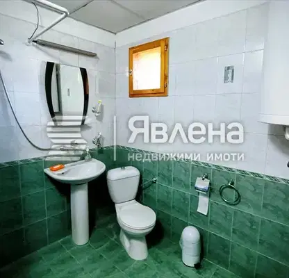 Снимка 3 — Къща в Пловдив, Перущица