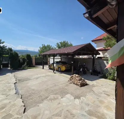 Photo 3 — House in Plovdiv, Komatevo