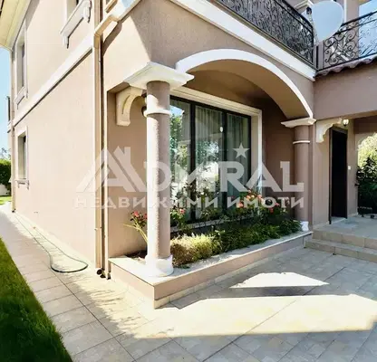 Photo 2 — Two-storey house with yard in Pomorie, gated complex
