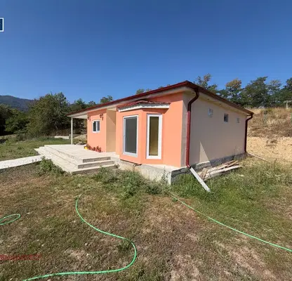 Photo 3 — House in Pazardjik, Rakitovo