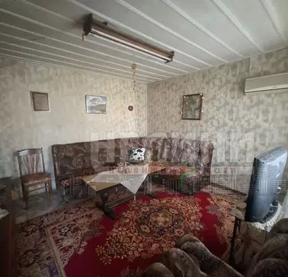 Photo 5 — House in Ruse, Centralen Koop. Pazar