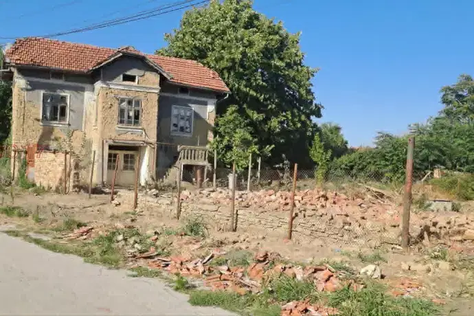Къща в Ловеч, с. Александрово