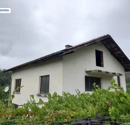 Photo 5 — House in Kyustendil, s. Babino