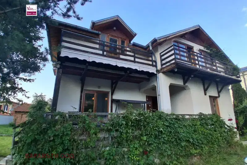 House in област София, Belchin