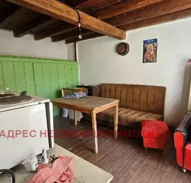 Снимка 5 — Двуетажна къща с двор в с. Богомилово, област Стара Загора