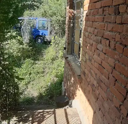 Снимка 4 — Двуетажна къща с двор в с. Бойковци, област Велико Търново