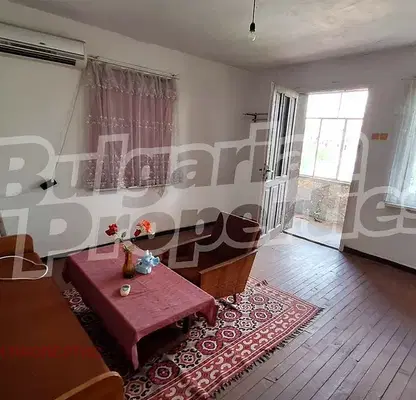 Photo 4 — House in Plovdiv, Brestnik