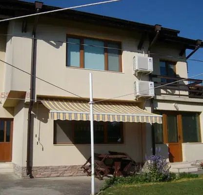 Photo 2 — House in Dobrich, Bylgarevo