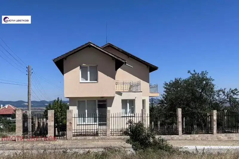 House in Vraca, Chelopek