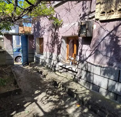 Снимка 4 — Къща в Пазарджик, с. Дебръщица