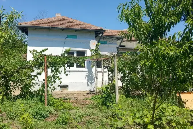 House in Oblast Dobrich, Dobrevo