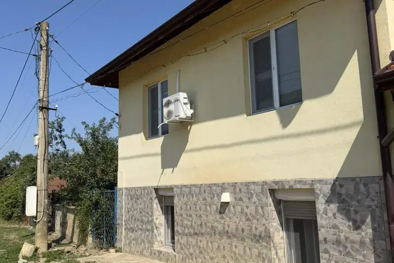 Къща в Ловеч, с. Добродан