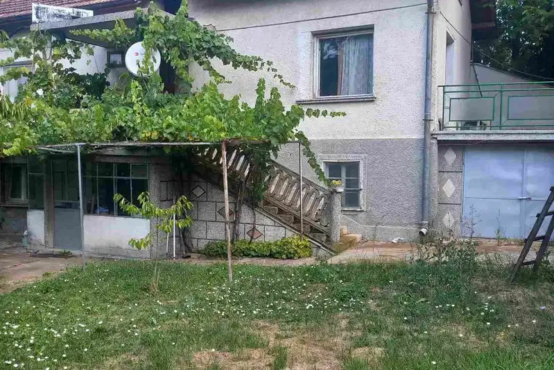 House in Oblast Pernik, Dolna Dikanya